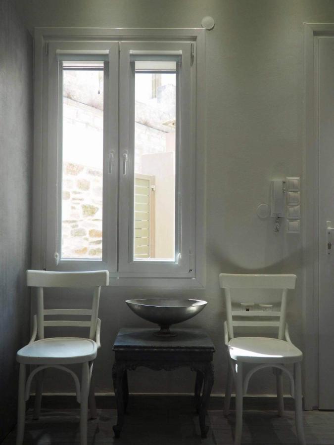 Molly'S House Apartment แอร์มูโปลี ภายนอก รูปภาพ