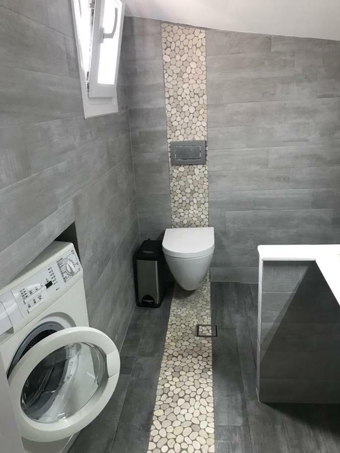Molly'S House Apartment แอร์มูโปลี ภายนอก รูปภาพ