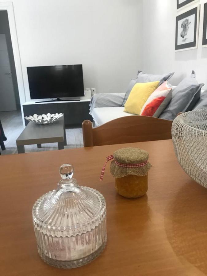 Molly'S House Apartment แอร์มูโปลี ภายนอก รูปภาพ